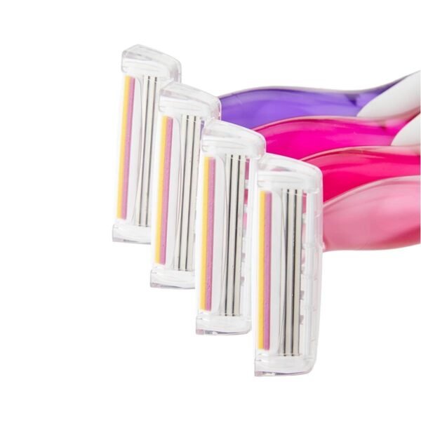 BIC Soleil Scent 3-Blade Lady Razor with Lubricating Strip for a Smooth shave and Easy Grip Handle, Pack of 4 - Image 3